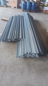 Sắt v lỗ đa năng v3x 3cm