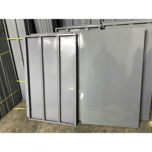 mâm kệ sắt V lỗ