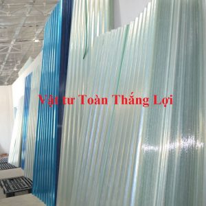tôn nhựa lấy sáng sợi thủy tinh