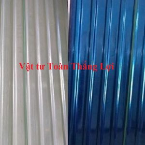 tôn nhựa lấy sáng sợi thủy tinh